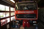 Mercedes Brandweer Wagen 1724 zware pompauto. 1980, Automaat, 4 deurs, Achterwielaandrijving, Overige bekleding