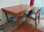 Vintage teakhouten bureau + stoel uit de jaren 70, Huis en Inrichting, Bureaus, Ophalen, Gebruikt, Bureau