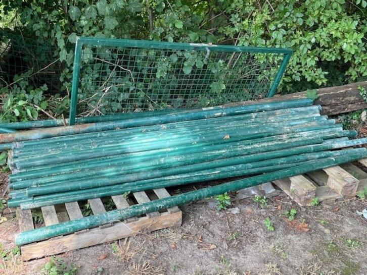 22 groene GIARDINO palen + 2 hoekpalen + tuinhek, Tuin en Terras, Palen, Balken en Planken, Gebruikt, Palen, 250 cm of meer, Ophalen