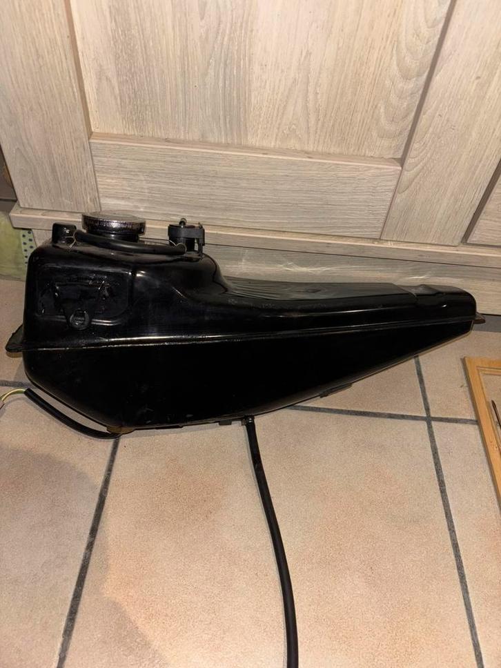 Injectietank dax 5,5l, Fietsen en Brommers, Brommeronderdelen | Algemeen, Zo goed als nieuw, Tank, Ophalen of Verzenden