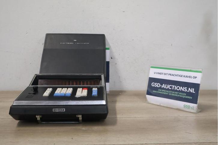 Vintage elektronische rekenmachine van Sharp, Verzamelen, Elektronische Apparatuur