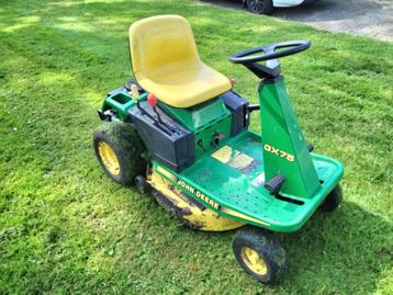 Te koop John Deere GX75 zitmaaier 