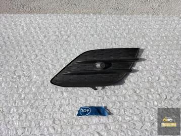MERCEDES CLA W118 BUMPER GRILLE RECHTS AMG beschikbaar voor biedingen