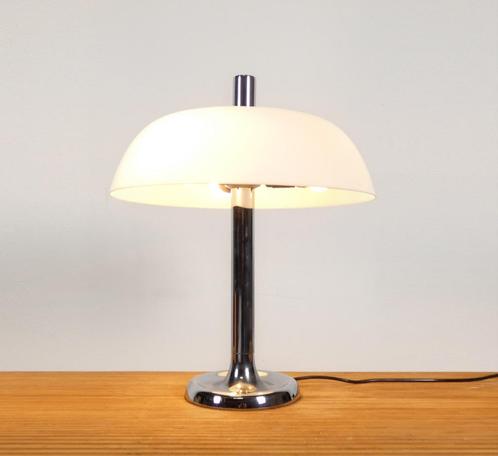 Egon Hillebrand tafellamp model 7377, Huis en Inrichting, Lampen | Tafellampen, Gebruikt, 50 tot 75 cm, Kunststof, Metaal, Ophalen of Verzenden