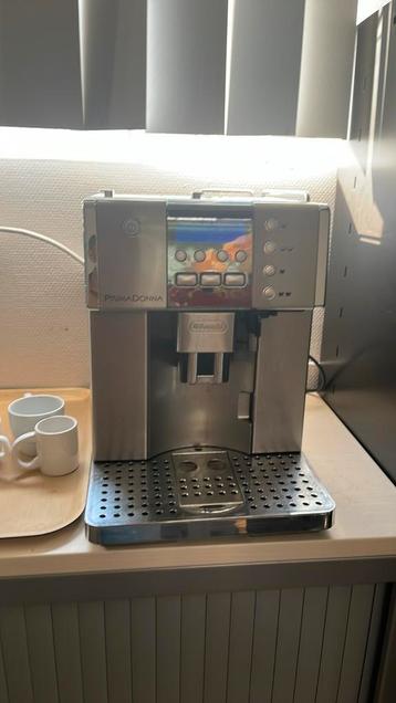 Delonghi expresso, Enlèvement, Comme neuf