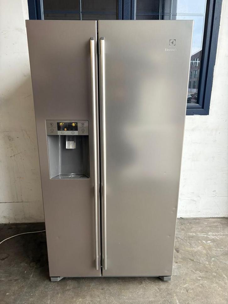 Amerikaanse koelkast Electrolux A+ met GARANTIE, Elektronische apparatuur, Koelkasten en IJskasten, Zo goed als nieuw, Ophalen of Verzenden
