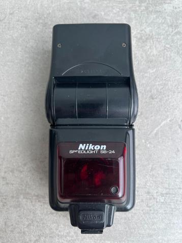 Nikon - Speedlight Flitser SB-24