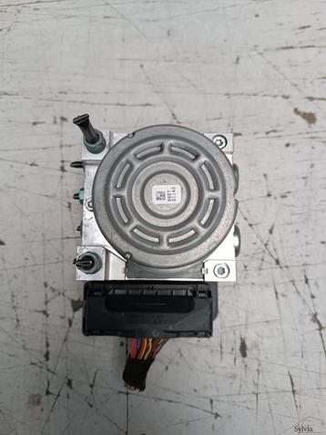 ABS Pomp BMW 4 serie F32 34516868637 6868637 34516868638 686 beschikbaar voor biedingen