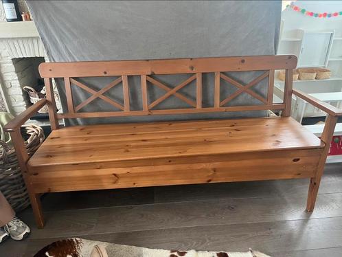 IKEA INGOLF houten bank met opbergruimte – landelijke stijl, Huis en Inrichting, Zetels | Zetels en Chaises Longues, Zo goed als nieuw
