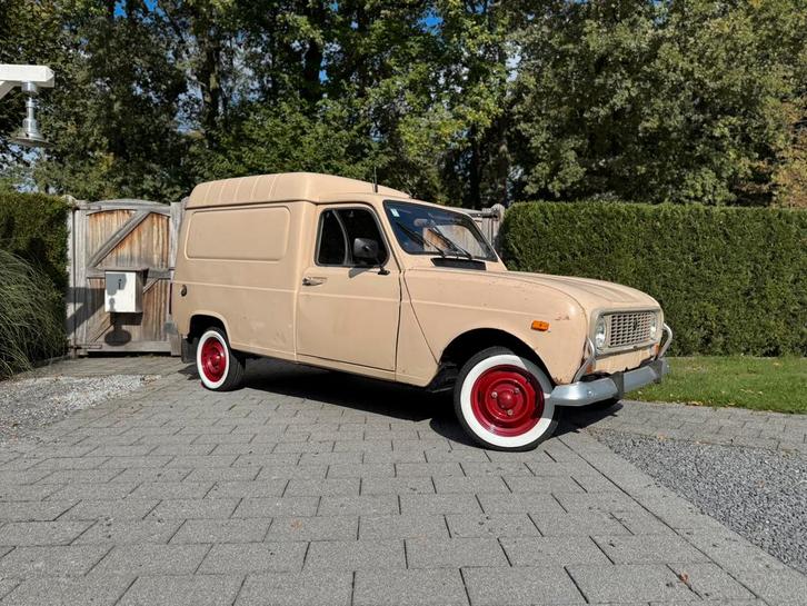 Renault r4, Autos, Oldtimers & Ancêtres, Particulier, Renault, Beige, Enlèvement