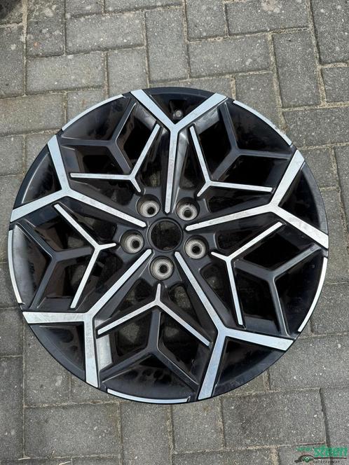 Hyundai Tucson LM Velg 7,5 J 19 Inch ET51 Hands No. 17 52910, Auto-onderdelen, Banden en Velgen, Band(en), 19 inch, Personenwagen