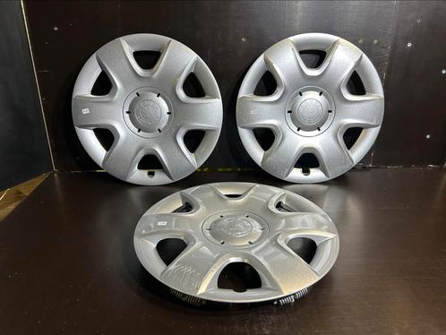 3 Skoda Fabia octavia roomster scala 15" wieldop, Auto diversen, Wieldoppen, Gebruikt, Ophalen of Verzenden