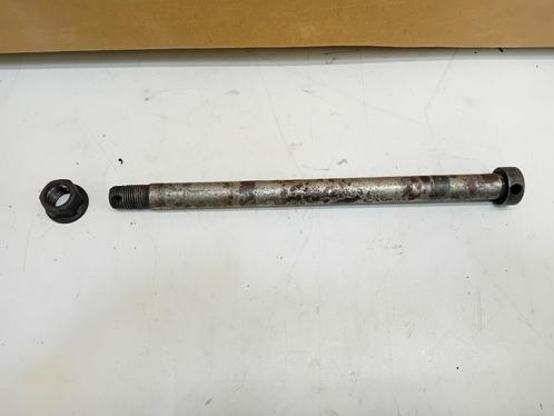 Achteras compleet met kettingspanners Yamaha SR500 / xt500, Motoren, Onderdelen | Yamaha, Gebruikt, Ophalen