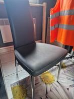 4 grijze lederlook stoelen voor 100€, Huis en Inrichting, Stoelen, Grijs, Vier, Modern, Metaal