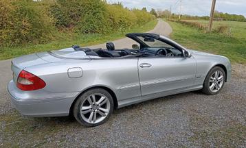 Mercedes CLK 280 V6 2007 - 153000km - TMC 61,5€, Autos, Cuir, Achat, Cabriolet, Noir