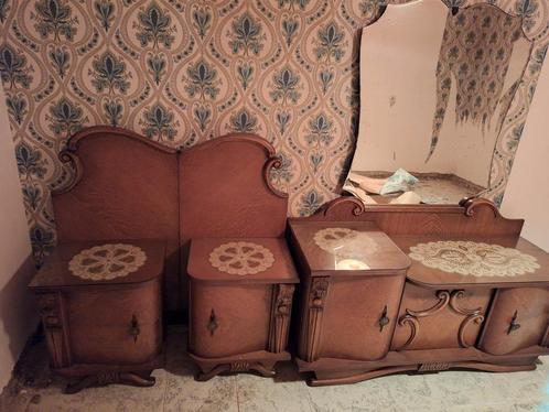 Antieke kast voor in slaapkamer. 4 delig, Antiek en Kunst, Antiek | Meubels | Kasten, Ophalen