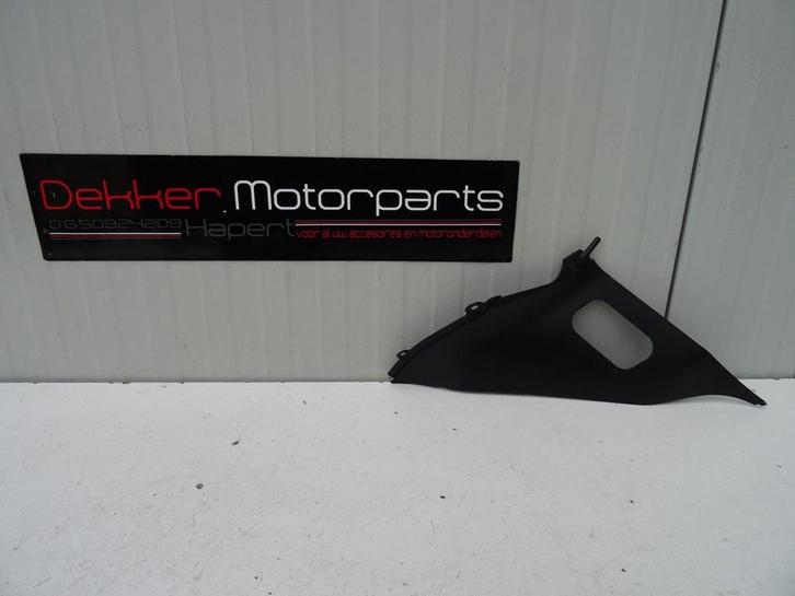 Rechter Binnenkuipdeel Zijpaneel GSXR750 GSXR600 2008-2010, Motoren, Onderdelen | Suzuki, Gebruikt, Ophalen of Verzenden