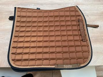 Equito hazelnut full dressuur beschikbaar voor biedingen