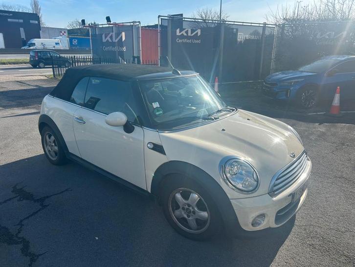 MINI Cooper D Cabrio 2012, Auto's, Mini, Particulier, Cabrio, Airbags, Airconditioning, Bluetooth, Elektrische koffer, Elektrische buitenspiegels