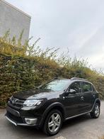 Dacia Sandero Stepway van 2015 met 86.000KM – GARANTIE, Auto's, Dacia, Voorwielaandrijving, Euro 5, Zwart, Leder