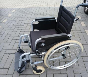Rolstoel beschikbaar voor biedingen