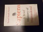 Boek: sapiens a brief history of humankind, Boeken, Ophalen, Zo goed als nieuw