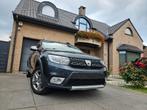 Dacia Sandero Stepway 0.9 / CAMERA / NAVI / *SUPER DEAL*, Auto's, Stof, Euro 6, Bedrijf, SUV of Terreinwagen