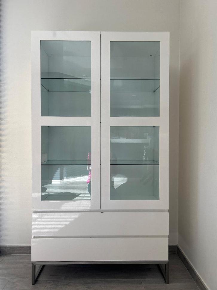 Kast in witte hoogglans, Huis en Inrichting, Kasten | Vitrinekasten, Gebruikt, 150 tot 200 cm, 50 tot 100 cm, 25 tot 50 cm, Met lade(s)