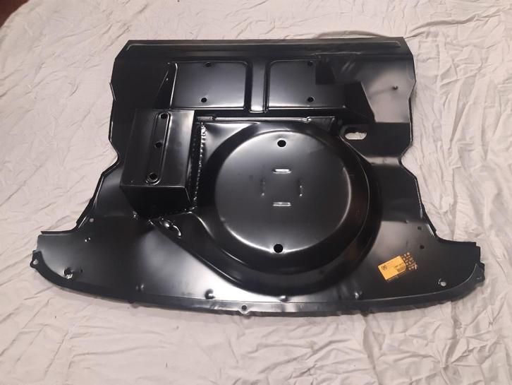 plaque de sol, coffre avec boîtier de batterie Classic Mini, Autos : Pièces & Accessoires, Carrosserie & Tôlerie, Mini, Rover