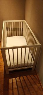 Babybed + toebehoren, Kinderen en Baby's, Ophalen of Verzenden, Zo goed als nieuw