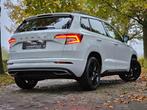 Skoda karoq SPORTLINE 1.5TSI | FULL OPTION | BTW, Automaat, Stof, 1498 cc, Wit