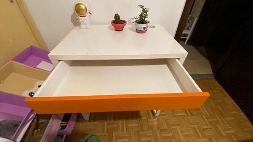 Ikea bureau Micke, Huis en Inrichting, Bureaus, Zo goed als nieuw, Bureau, Ophalen