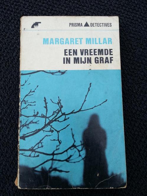 Een vreemde in mijn graf - Margaret Millar, Boeken, Detectives, Gelezen, Ophalen of Verzenden