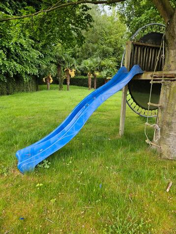 Blauwe glijbaan 3m beschikbaar voor biedingen