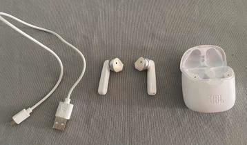 JBL Tune 220 TWS beschikbaar voor biedingen