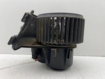 Kachel Ventilatiemotor van een Volkswagen Transporter beschikbaar voor biedingen