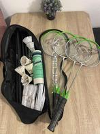 Badminton + net + accessoires, Sports & Fitness, Badminton, Enlèvement, Comme neuf, Raquette(s)