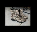 Snakeskin print boots (size 40) NEW, Lage of Enkellaarzen, Nieuw, Ophalen of Verzenden, Trend One