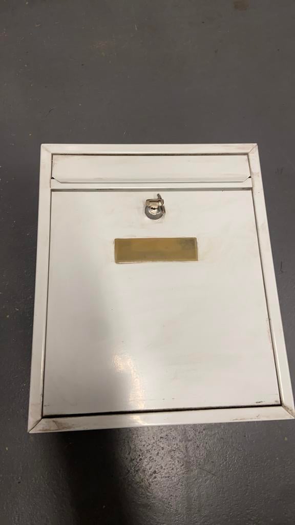 Boîte aux lettres acier