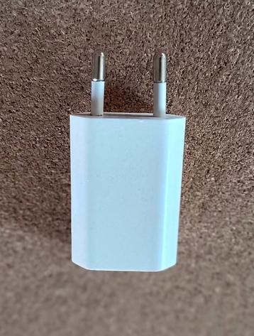 Apple telefoon oplader  beschikbaar voor biedingen