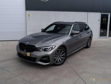 BMW 3 Serie 318 Touring l M-Pack l Camera l Shadow l Carplay beschikbaar voor biedingen