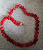 Mooi coraal cub ketting  met gouden slot, Enlèvement ou Envoi, Collier