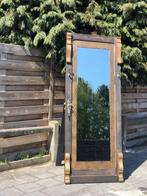 Unique mirror door, Ophalen