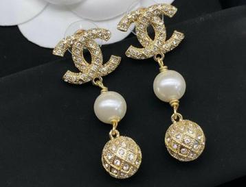 Boucles d'oreilles Chanel, Enlèvement ou Envoi, Boucles d'oreilles