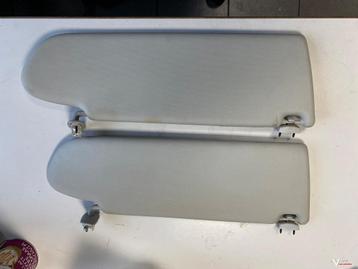 Vw transporter T5 2012. Zonnekleppen set beschikbaar voor biedingen