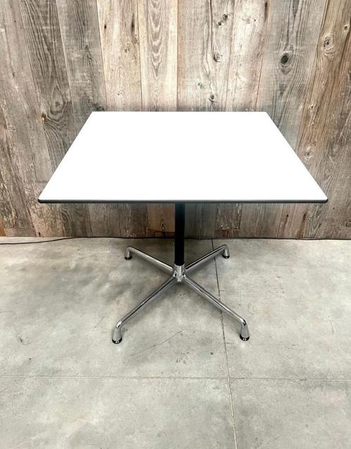 VITRA ALUMINIUM GROUP DESIGN EAMES CONTRACTTAFEL, Huis en Inrichting, Tafels | Bijzettafels, Zo goed als nieuw, Vierkant, 60 cm of meer