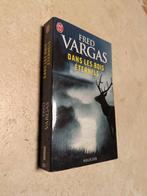 Dans les bois éternels (Fred Vargas)., Gelezen, Europa overig, Fred Vargas., Verzenden