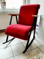 Schommelstoel bordeau, Huis en Inrichting, Stoelen, Ophalen, Zo goed als nieuw, Overige kleuren, Eén