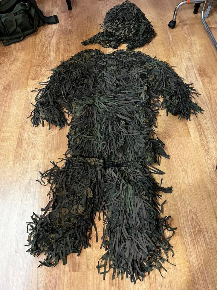 Camouflage pak, Camosystems ghillie suit recon jackal, Hobby en Vrije tijd, Feestartikelen, Zo goed als nieuw, Ophalen