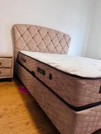 Bambi boxspring bed met twee nachtkastjes, Huis en Inrichting, Ophalen, Zo goed als nieuw